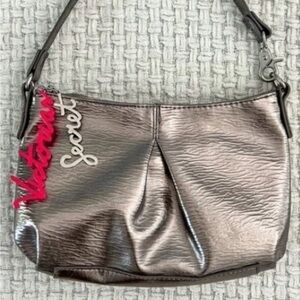 VICTORIA’S SECRET SILVER/PINK/GOLD PURSE MAKEUP SHOULDER BAG EVENING 10”x 6” NEW